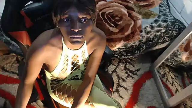 Snapshot of sexyjustin202 chatting on 09-08-25, 11:48 sexyjustin202 online show from 09-08-25, 11:48