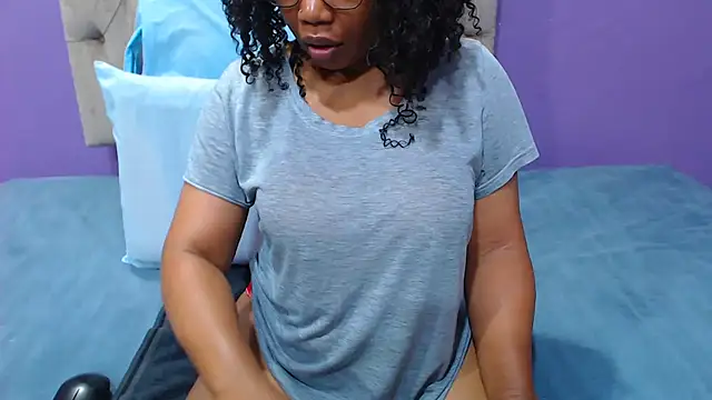 PeachAss4UU online show from 03-30-26, 05:41