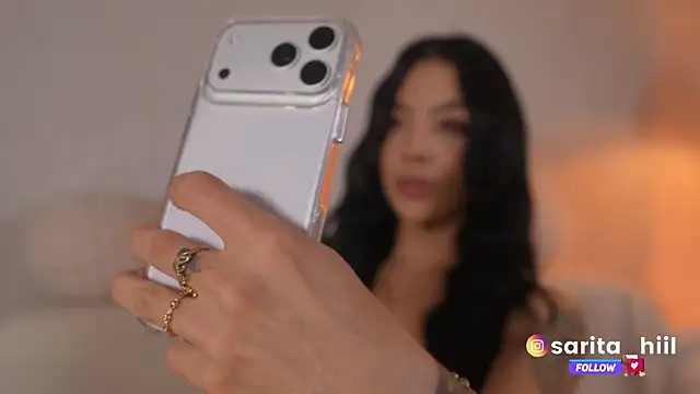 sarah hiill online show from 10-23-25, 01:05