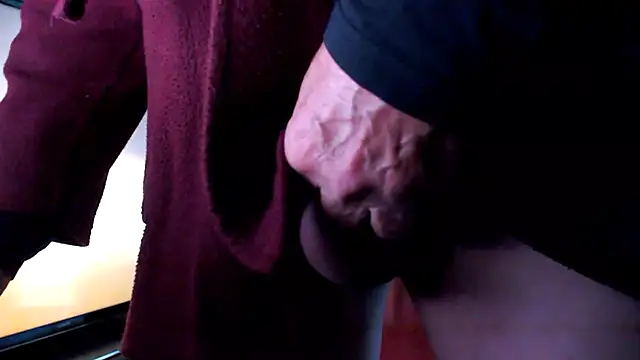 Snapshot of Unicum900 chatting on 10-02-25, 08:43 Unicum900 online show from 10-02-25, 08:43