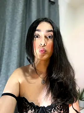 MiahWindsor online show from 10-19-25, 04:46