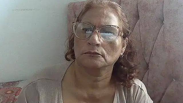 Snapshot of charrysexy1 chatting on 02-13-26, 02:24 charrysexy1 online show from 02-13-26, 02:24