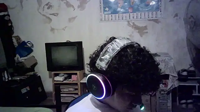 Snapshot of Emv2 chatting on 02-04-26, 06:08 Emv2 online show from 02-04-26, 06:08