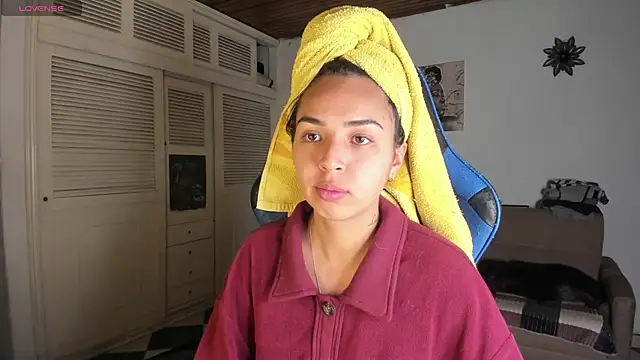 Miss Nicole online show from 01-12-25, 02:14