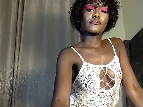 HarlotyQueen online show from 11-16-25, 05:40