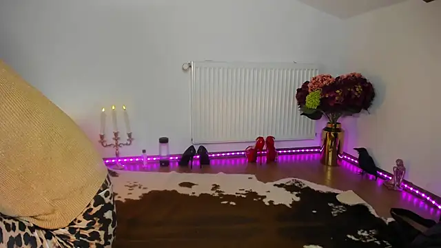 ViciousSiren online show from 11-17-25, 05:35