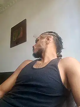 Snapshot of apolodiosgriego chatting on 10-10-25, 06:18 apolodiosgriego online show from 10-10-25, 06:18