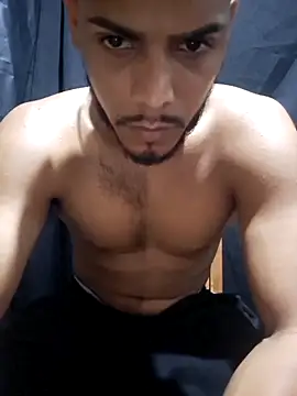 Snapshot of apolodiosgriego chatting on 02-25-26, 02:43 apolodiosgriego online show from 02-25-26, 02:43