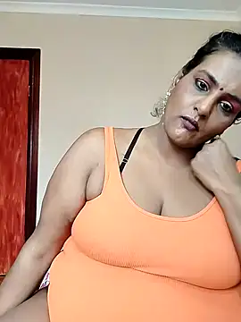 Snapshot of NWC4LYF chatting on 11-18-25, 08:41 NWC4LYF online show from 11-18-25, 08:41