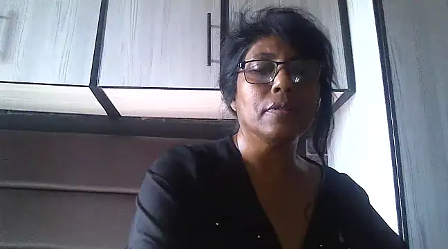 MsAttitude online show from 03-09-25, 02:21