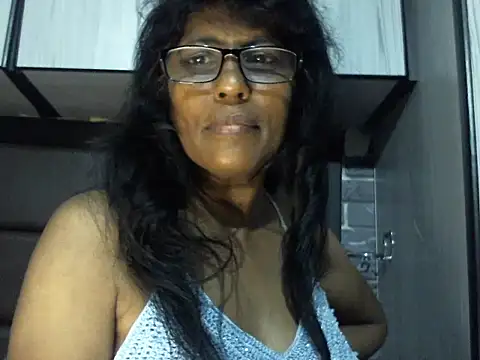 MsAttitude online show from 03-06-26, 06:15