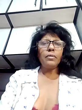 Snapshot of MsAttitude chatting on 06-16-26, 03:25 MsAttitude online show from 06-16-26, 03:25
