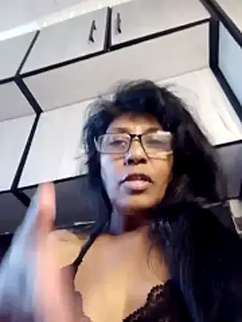 Snapshot of MsAttitude chatting on 06-18-26, 08:25 MsAttitude online show from 06-18-26, 08:25