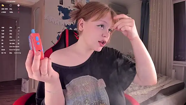 LisaLaas online show from 12-04-24, 01:36