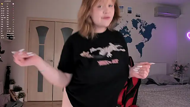 LisaLaas online show from 12-21-24, 03:31