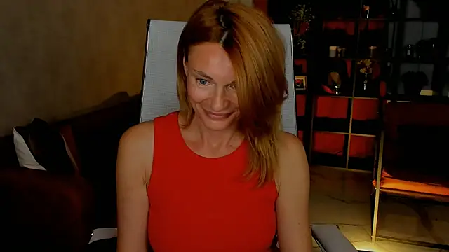 Snapshot of MistyBarnes chatting on 09-24-25, 04:21 MistyBarnes online show from 09-24-25, 04:21