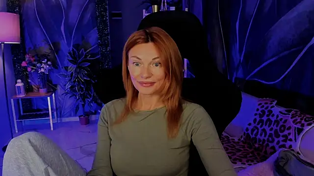 Snapshot of MistyBarnes chatting on 11-22-25, 02:38 MistyBarnes online show from 11-22-25, 02:38