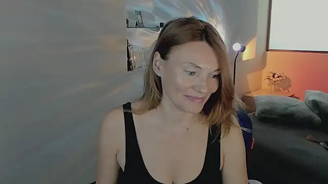 MistyBarnes online show from 05-08-26, 12:32
