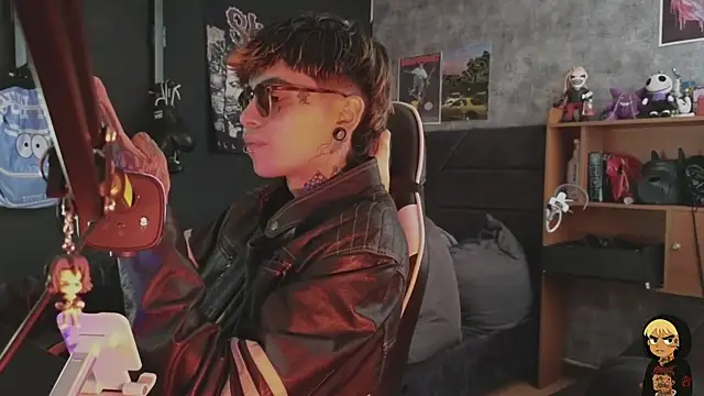 AcidMilo online show from 01-13-26, 03:50