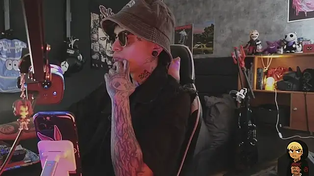 AcidMilo online show from 01-15-26, 03:38