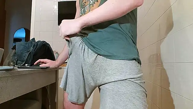 Snapshot of asa92921 chatting on 12-27-24, 11:39 asa92921 online show from 12-27-24, 11:39