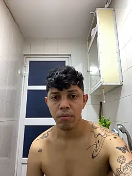 Snapshot of tonysexyboy chatting on 01-20-25, 07:15 tonysexyboy online show from 01-20-25, 07:15