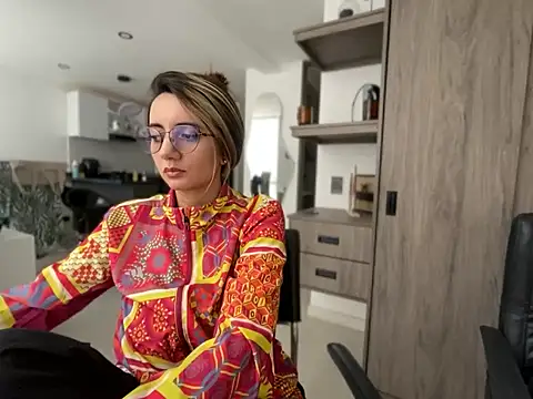 Snapshot of Anny_Moore09 chatting on 01-08-25, 03:28 Anny Moore09 online show from 01-08-25, 03:28