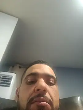 Snapshot of ositomanzo chatting on 11-28-25, 01:52 ositomanzo online show from 11-28-25, 01:52