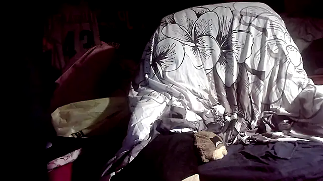 Snapshot of xxxTony999 chatting on 12-26-24, 06:41 xxxTony999 online show from 12-26-24, 06:41