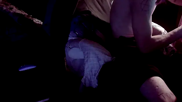 Snapshot of xxxTony999 chatting on 12-28-24, 05:33 xxxTony999 online show from 12-28-24, 05:33