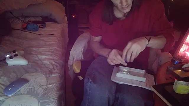 Snapshot of xxxTony999 chatting on 01-05-25, 06:13 xxxTony999 online show from 01-05-25, 06:13