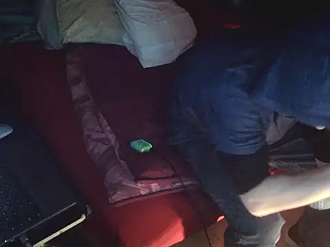 Snapshot of xxxTony999 chatting on 03-19-25, 09:38 xxxTony999 online show from 03-19-25, 09:38