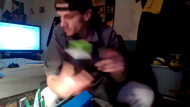 Snapshot of xxxTony999 chatting on 09-11-25, 08:58 xxxTony999 online show from 09-11-25, 08:58