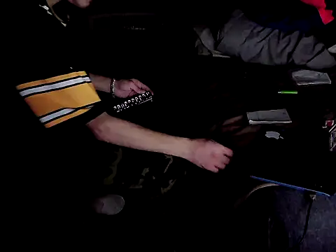 Snapshot of xxxTony999 chatting on 11-27-25, 06:10 xxxTony999 online show from 11-27-25, 06:10