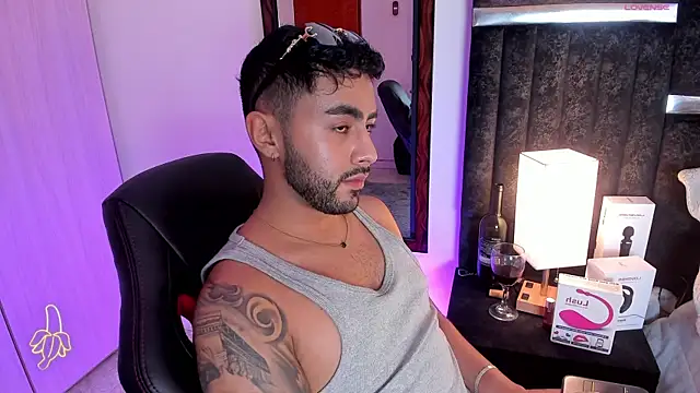 ItsMeEros online show from 03-06-25, 01:48