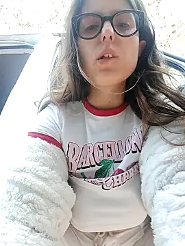 Snapshot of dolcehelena993 chatting on 11-07-25, 09:53 dolcehelena993 online show from 11-07-25, 09:53