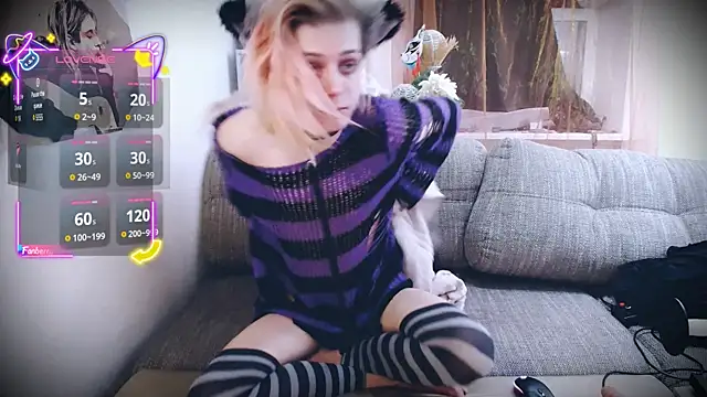 Snapshot of Littlepinkcat chatting on 11-14-25, 08:51 Littlepinkcat online show from 11-14-25, 08:51