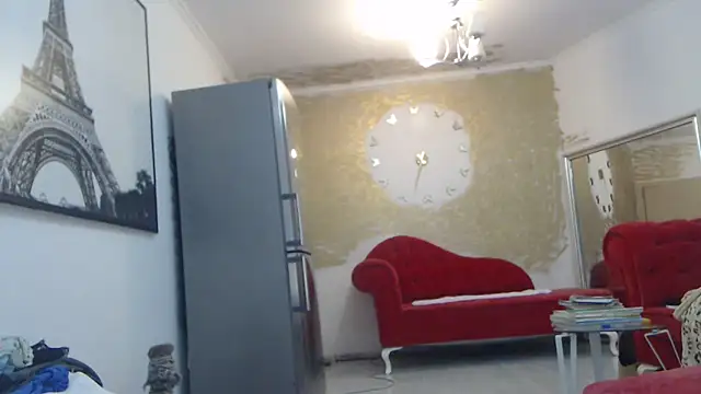 AnnaBellaLuckyXOXO online show from 12-04-25, 11:52