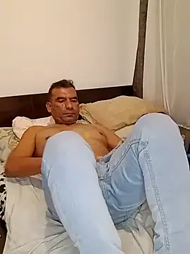 Daddy1972 online show from 02-13-25, 08:03