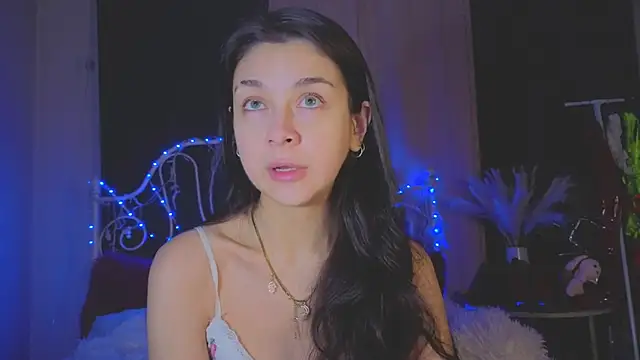 Snapshot of Funny_Bunny chatting on 02-20-26, 01:24 Funny Bunny online show from 02-20-26, 01:24