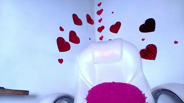 naomi kyse online show from 02-20-25, 06:06