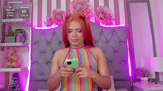 Snapshot of Star-Fire chatting on 01-14-25, 08:04 Star-Fire online show from 01-14-25, 08:04