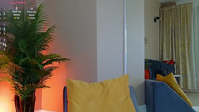 Avril Cyrus online show from 02-26-26, 08:02