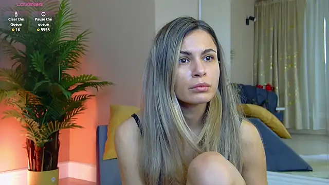 Avril Cyrus online show from 03-09-26, 07:56