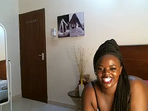 Snapshot of pay_tience chatting on 02-08-25, 12:17 pay tience online show from 02-08-25, 12:17