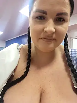 GeorgiaLerox online show from 10-03-25, 11:40