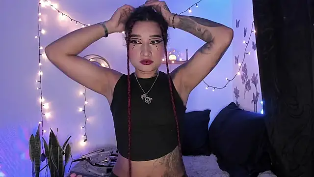 Snapshot of Eva_Lee_ chatting on 02-11-25, 06:08 Eva Lee online show from 02-11-25, 06:08