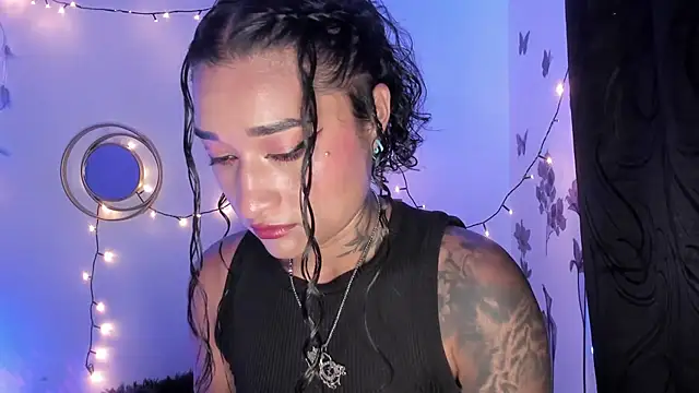 Snapshot of Eva_Lee_ chatting on 03-12-25, 07:46 Eva Lee online show from 03-12-25, 07:46