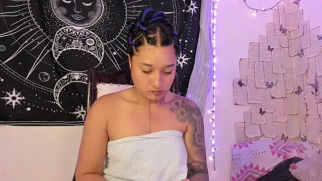 Snapshot of Eva_Lee_ chatting on 09-10-25, 05:40 Eva Lee online show from 09-10-25, 05:40