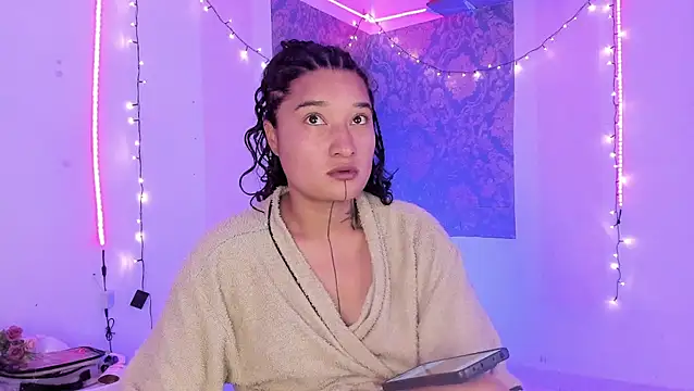 Snapshot of Eva_Lee_ chatting on 06-30-26, 10:27 Eva Lee online show from 06-30-26, 10:27